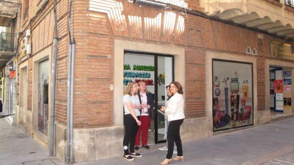 La Oficina de Juventud del Ayuntamiento de Teruel se traslada a la calle San Juan La Oficina de Juventud del Ayuntamiento de Teruel se traslada a la calle San Juan