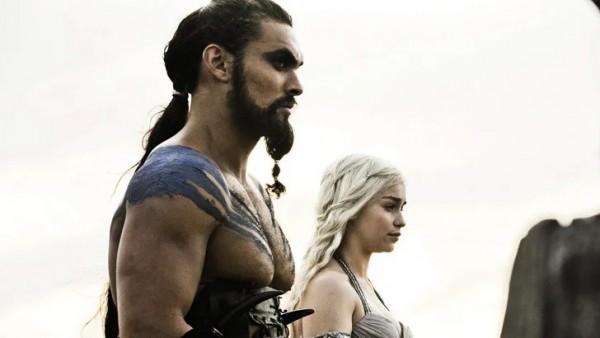 Khal Drogo (Jason Momoa) y Daenerys Targaryen (Emilia Clarke) Khal Drogo (Jason Momoa) y Daenerys Targaryen (Emilia Clarke)