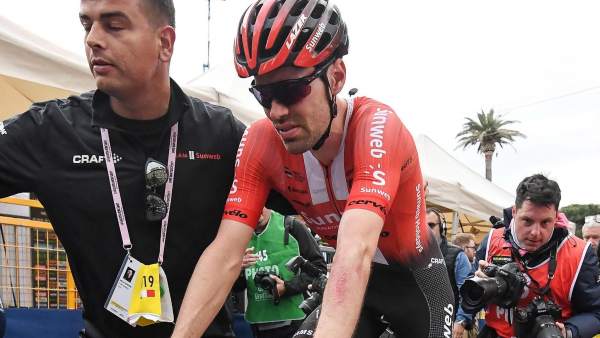 Tom Dumoulin, tras su caída en el Giro Tom Dumoulin, tras su caída en el Giro