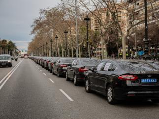 Cataluña abre expediente sancionador a Cabify por no cumplir con los 15 minutos de antelación.