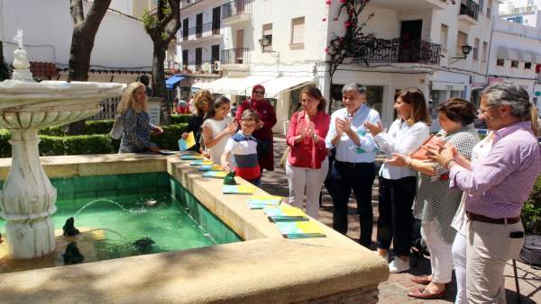 Málaga.- Marbella instala una ranita de cerámica en la fuente de la Plaza de la Victoria inspirada en 'Marbi' Málaga.- Marbella instala una ranita de cerámica en la fuente de la Plaza de la Victoria inspirada en 'Marbi'