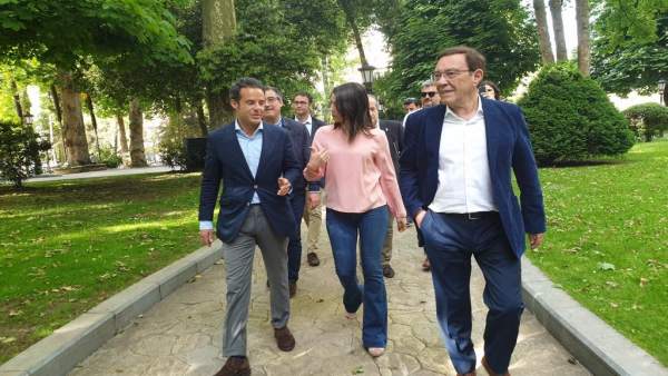 26M.-M.- Oviedo.- Cuesta (Cs) Carga Contra El Proyecto 'Rancio' De Canteli Y Niega Que El PP Gestione Mejor 26M.-M.- Oviedo.- Cuesta (Cs) Carga Contra El Proyecto 'Rancio' De Canteli Y Niega Que El PP Gestione Mejor
