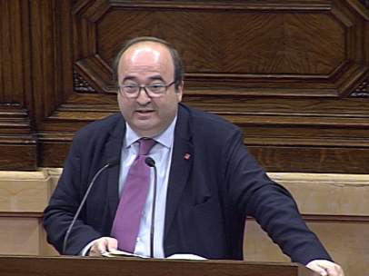 El Parlament rechaza que Iceta sea senador