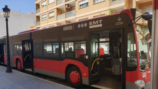 Nuevo vehículo articulado híbrido de la EMT de València Nuevo vehículo articulado híbrido de la EMT de València