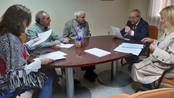 26M-M.- Oviedo- Wenceslao López (PSOE) Compromete La Colaboración Del Ayuntamiento Para Dinamizar El Comercio Local 26M-M.- Oviedo- Wenceslao López (PSOE) Compromete La Colaboración Del Ayuntamiento Para Dinamizar El Comercio Local