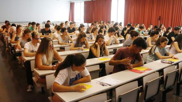 Aula del Campus Catalunya de la Universitat Rovira i Virgili de Tarragona. Aula del Campus Catalunya de la Universitat Rovira i Virgili de Tarragona.