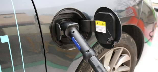 Solo el 10% de los coches en España será eléctrico en 2030