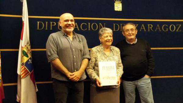 La Institución Fernando el Católico edita el libro 'El dance en Aragón' que recopila textos inéditos de Mercedes Pueyo La Institución Fernando el Católico edita el libro 'El dance en Aragón' que recopila textos inéditos de Mercedes Pueyo