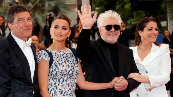 Antonio Banderas, Penélope Cruz, Pedro Almodóvar y Nora Navas Antonio Banderas, Penélope Cruz, Pedro Almodóvar y Nora Navas