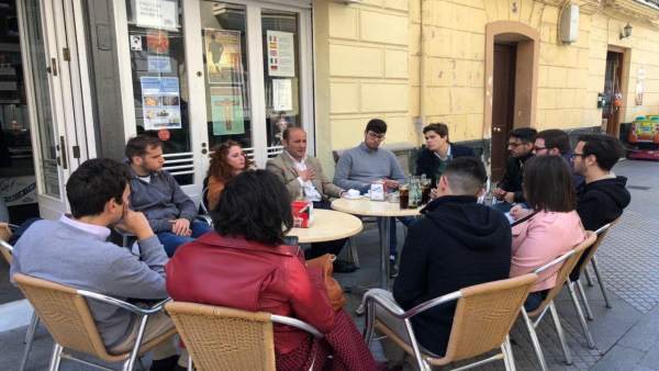 Cádiz.- 26M.- PP propone una tarjeta cultural de 100 euros para jóvenes y ampliar la del transporte hasta los 29 años Cádiz.- 26M.- PP propone una tarjeta cultural de 100 euros para jóvenes y ampliar la del transporte hasta los 29 años