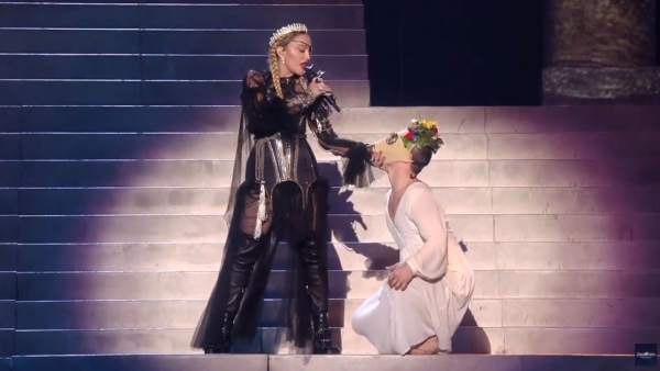 Madonna Madonna
