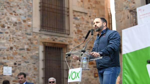 26M.- Abascal: 'Hay Un Bloque Que Es Donde Están Todos, Y Hay Otro Bloque Que Es Donde Está Vox' 26M.- Abascal: 'Hay Un Bloque Que Es Donde Están Todos, Y Hay Otro Bloque Que Es Donde Está Vox'