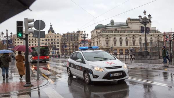 Policía Municipal de Bilbao pone en marcha este lunes una campaña de control de la velocidad en la conducción Policía Municipal de Bilbao pone en marcha este lunes una campaña de control de la velocidad en la conducción