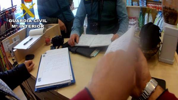 Suc.- Destapan en Burgos una trama de veterinarios y ganaderos que administraban medicamentos irregulares a animales Suc.- Destapan en Burgos una trama de veterinarios y ganaderos que administraban medicamentos irregulares a animales