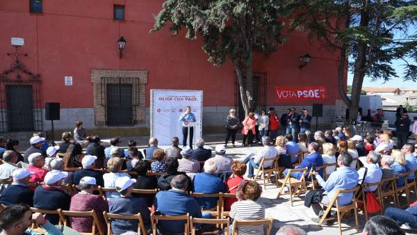 26M.- Page Quiere Acercarse A Los 3.000 Médicos En La Atención Primaria De C-LM Tras Sumar 400 Más En Cuatro Años 26M.- Page Quiere Acercarse A Los 3.000 Médicos En La Atención Primaria De C-LM Tras Sumar 400 Más En Cuatro Años