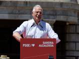 Mitin del PSOE en la Plaza del Ayuntamiento de Valencia