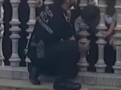 Niño atrapado