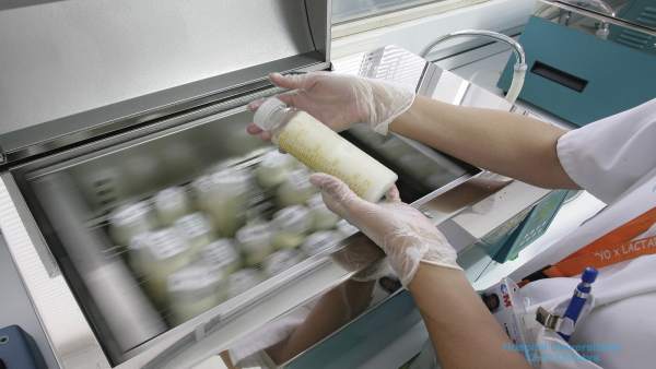 Banco de leche materna 12 de Octubre Banco de leche materna 12 de Octubre