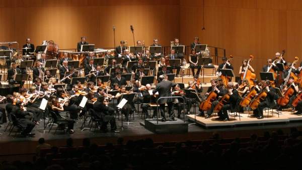 Sevilla.-CCOO dice que la ROSS se mantiene 'a costa' de sueldos y derechos de músicos, que harán un 'concierto-protesta' Sevilla.-CCOO dice que la ROSS se mantiene 'a costa' de sueldos y derechos de músicos, que harán un 'concierto-protesta'