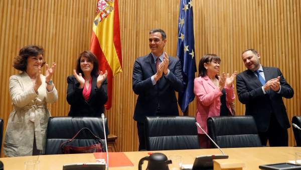 El presidente en funciones del Gobierno, Pedro Sánchez, durante la reunión del Grupo Parlamentario Parlamentario Socialista en el Congreso El presidente en funciones del Gobierno, Pedro Sánchez, durante la reunión del Grupo Parlamentario Parlamentario Socialista en el Congreso