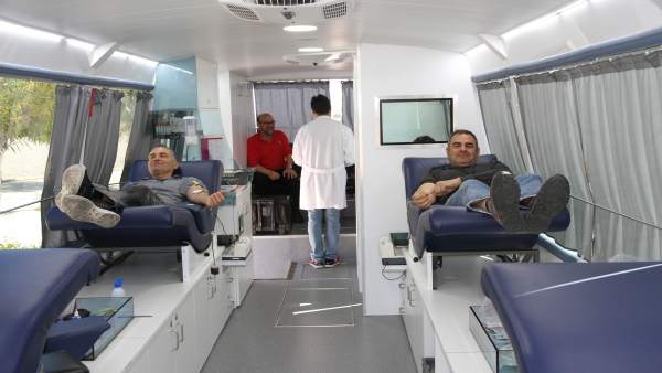 Los trabajadores de Endesa de Sant Joan de Déu y Alcúdia participan en la campaña de donación de sangre de la Fbstib Los trabajadores de Endesa de Sant Joan de Déu y Alcúdia participan en la campaña de donación de sangre de la Fbstib