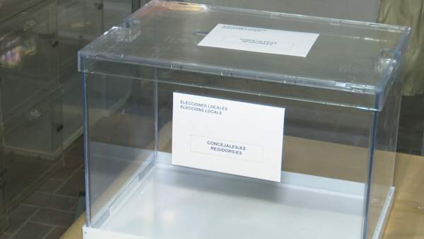 Quasi 100.000 persones demanen el vot per correu a la Comunitat Valenciana Quasi 100.000 persones demanen el vot per correu a la Comunitat Valenciana