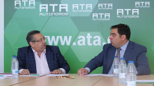 Córdoba.- 26M.- Autónomos.- Acción por Córdoba recoge las demandas que le plantea ATA Córdoba.- 26M.- Autónomos.- Acción por Córdoba recoge las demandas que le plantea ATA