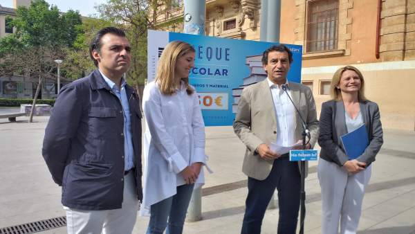 26M.- Company Promete Un Cheque Escolar De 150 Euros Por Hijo Y Libros De Texto Y Transporte Escolar Gratis 26M.- Company Promete Un Cheque Escolar De 150 Euros Por Hijo Y Libros De Texto Y Transporte Escolar Gratis