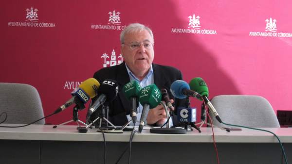 Córdoba.- El gobierno local aclara al PP que las obras de climatización de colegios van a comenzar en tiempo este año Córdoba.- El gobierno local aclara al PP que las obras de climatización de colegios van a comenzar en tiempo este año