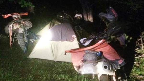 La Guardia Civil denuncia una acampada ilegal en el Parc Natural de l'Alt Pirineu (Lleida) La Guardia Civil denuncia una acampada ilegal en el Parc Natural de l'Alt Pirineu (Lleida)