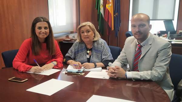 Huelva.-26M.-PP critica que el nuevo centro de salud de Gibraleón no podrá abrir 'hasta 2020 por incompetencia' del PSOE Huelva.-26M.-PP critica que el nuevo centro de salud de Gibraleón no podrá abrir 'hasta 2020 por incompetencia' del PSOE