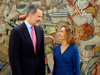 El rey Felipe VI con la presidenta del Congreso, Meritxell Batet