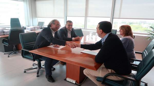 La Conselleria de Educación destinará más de tres millones de euros en renovar cuatro centros educativos de Sóller La Conselleria de Educación destinará más de tres millones de euros en renovar cuatro centros educativos de Sóller