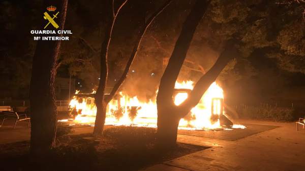 Sucesos.- Detenido por provocar un incendio en un parque infantil y robar en dos restaurantes de Inca Sucesos.- Detenido por provocar un incendio en un parque infantil y robar en dos restaurantes de Inca