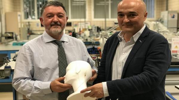 Sevilla.- La UE elige la idea de dos científicos sevillanos para un proyecto aplicado a la neurología Sevilla.- La UE elige la idea de dos científicos sevillanos para un proyecto aplicado a la neurología