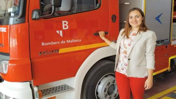 26M.-Camiña Se Compromete A Reducir El Número De Interinos Del Cuerpo De Bomberos De Mallorca Y A Aumentar Los Efectivos 26M.-Camiña Se Compromete A Reducir El Número De Interinos Del Cuerpo De Bomberos De Mallorca Y A Aumentar Los Efectivos