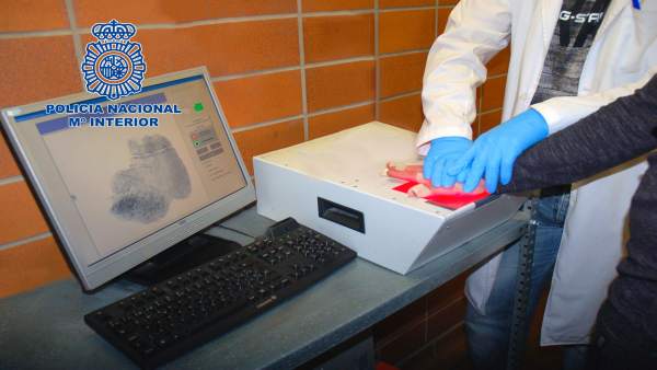 Alicante.- Sucesos.- Detenido por asaltar tres restaurantes de comida rápida para llevarse las cajas de donativos Alicante.- Sucesos.- Detenido por asaltar tres restaurantes de comida rápida para llevarse las cajas de donativos