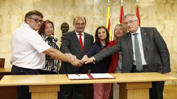 Zaragoza.- Fuentes de Ebro creará 1.800 hectáreas de regadío para cambiar 'de arriba a abajo' el futuro de su economía Zaragoza.- Fuentes de Ebro creará 1.800 hectáreas de regadío para cambiar 'de arriba a abajo' el futuro de su economía