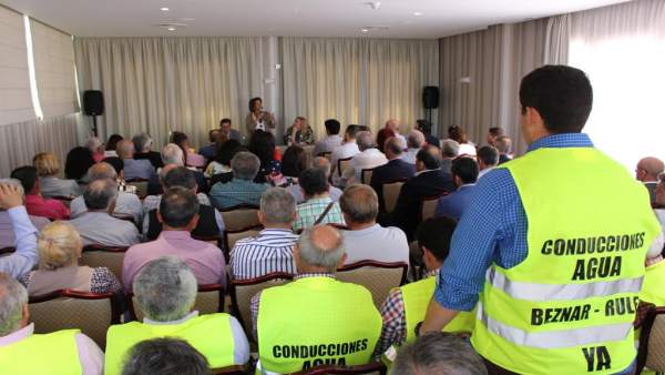 Granada.- El Gobierno se compromete con empresarios de la costa a agilizar la ejecución de las canalizaciones de Rules Granada.- El Gobierno se compromete con empresarios de la costa a agilizar la ejecución de las canalizaciones de Rules