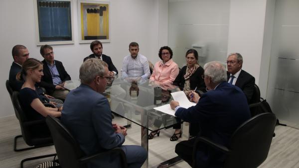 Almería.-Junta y el Instituto Max-Planck formalizan la transmisión del 50% del observatorio astronómica de Calar Alto Almería.-Junta y el Instituto Max-Planck formalizan la transmisión del 50% del observatorio astronómica de Calar Alto