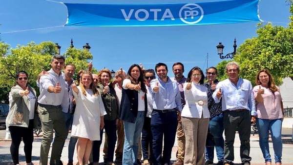 Huelva.-26M.- Loles López: 'Javier Payseo tendrá en Moreno a su hermano mayor para ayudarle y trabajar por Hinojos' Huelva.-26M.- Loles López: 'Javier Payseo tendrá en Moreno a su hermano mayor para ayudarle y trabajar por Hinojos'