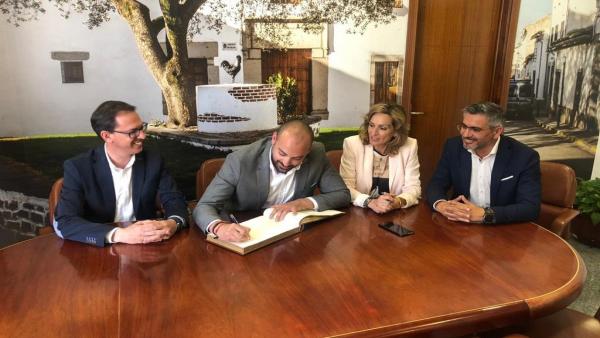 Córdoba.- La Junta se interesa por la futura residencia de mayores de Pozoblanco Córdoba.- La Junta se interesa por la futura residencia de mayores de Pozoblanco