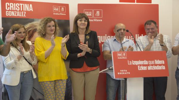 26M.-Mendia (PSE) Advierte De Que Pese A Sus 'Señuelos', Lo Que En Realidad Pretende E-Podemos Es 'Pactar Con Bildu' 26M.-Mendia (PSE) Advierte De Que Pese A Sus 'Señuelos', Lo Que En Realidad Pretende E-Podemos Es 'Pactar Con Bildu'
