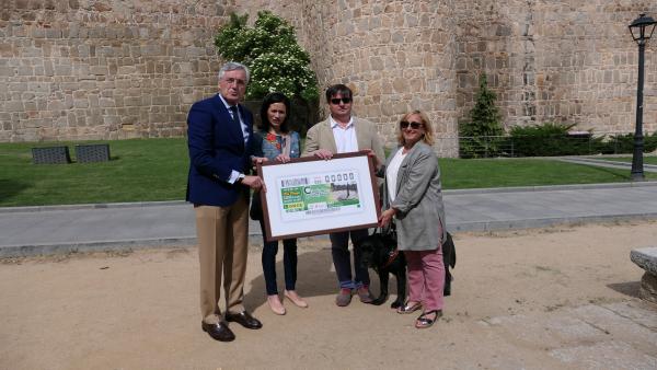 El reloj de sol de la muralla será la imagen del cupón de la ONCE del 30 de mayo El reloj de sol de la muralla será la imagen del cupón de la ONCE del 30 de mayo