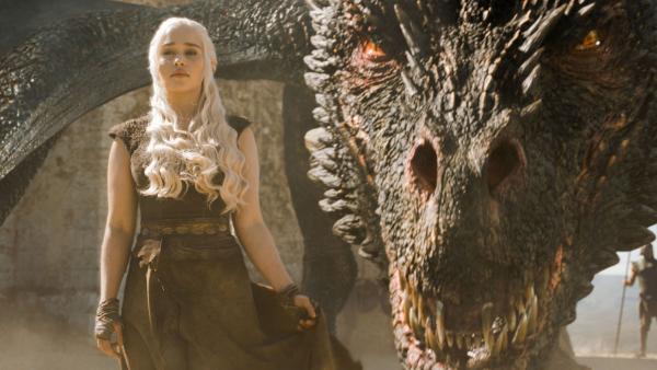 Daenerys y Drogon Daenerys y Drogon