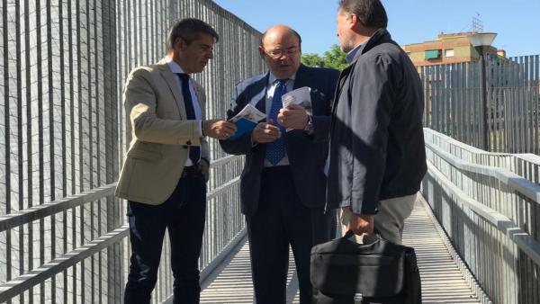 Granada.- 26M.- El PP se compromete a un nuevo vial de Pajaritos a Camino de Ronda que agilice el tránsito de vehículos Granada.- 26M.- El PP se compromete a un nuevo vial de Pajaritos a Camino de Ronda que agilice el tránsito de vehículos
