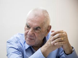 El candidato de ERC a la Alcaldía de Barcelona, Ernest Maragall, en un momento de la entrevista a 20minutos.