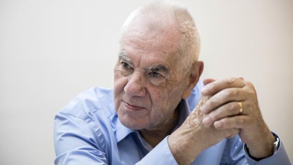El candidato de ERC a la Alcaldía de Barcelona, Ernest Maragall, en un momento de la entrevista a 20minutos. El candidato de ERC a la Alcaldía de Barcelona, Ernest Maragall, en un momento de la entrevista a 20minutos.
