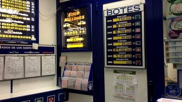 La Lotería deja 300.000 euros en Málaga y 60.000 en Jerez La Lotería deja 300.000 euros en Málaga y 60.000 en Jerez