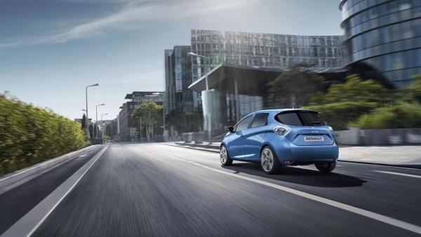 La venta de coches eléctricos aumenta un 71% en Europa. La venta de coches eléctricos aumenta un 71% en Europa.